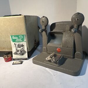 1940’s BAIA Challenger 8mm Film Viewer, Splicer Editor, Case, Manual, Oil WORKS!