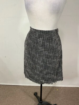 Requirements Women’s Black Whote Color Skirt Size 14   - Image 1 of 4
