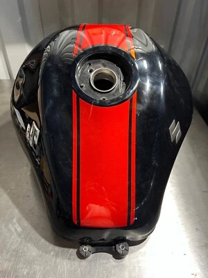 Suzuki Hayabusa GSX1300R 2018 tanque de combustible Foto 1 de 4