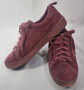 EARTH ZINNIA Burgundy CORDUROY Sneakers Waling Comfort Shoes Womens Sz 8.5 NICE - Picture 1 of 12