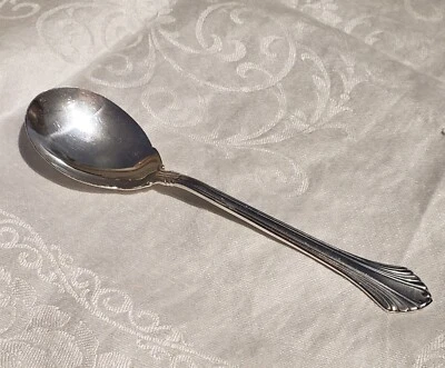 Cuchara de azúcar French Regency de Wallace 1986 6" usada Foto 1 de 4