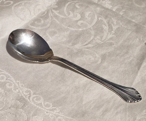 French Regency By Wallace 1986 6" Sugar Spoon Preowned Cover