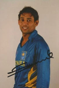 SRI LANKA CRICKET: TILLAKARATNE DILSHAN SIGNED 6x4 PORTRAIT PHOTO+COA **PROOF** - Picture 1 of 2