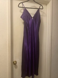 Gorgeous La Intimates Purple Nighty, Size Large - Picture 1 of 11