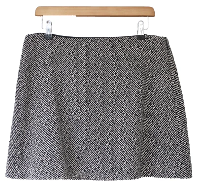 Gap black & white wool blend tweed A line mini skirt lined size 10 - Image 1 of 4