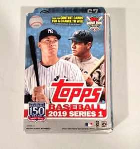 2019 Topps Baseball Series 1 - 67 Cards per Box UNOPENED BOX - MLB Official - Picture 1 of 5