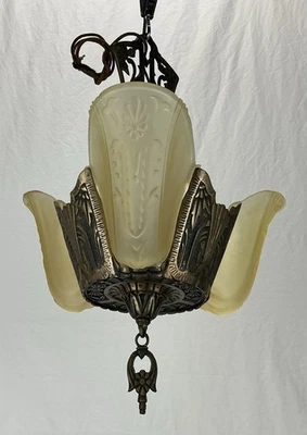 Lámpara de araña vintage Art Deco de 3 luces con pantalla deslizante Foto 1 de 4