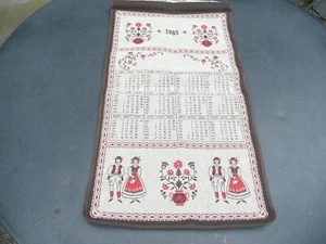 petit torchon vintage en métis à décors de calendrier 1985 - Picture 1 of 5