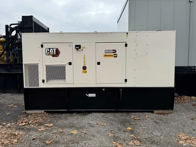 Juego generador diésel CAT D600GC 600kW 2024 Foto 1 de 4