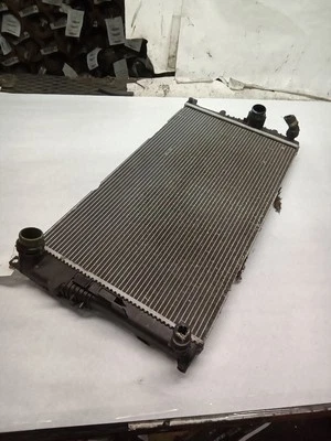 Radiator Main Fits 12-18 BMW 320i 2295008 Foto 1 de 4