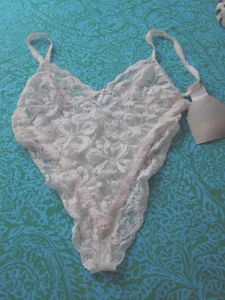 NEW with tag Delicates Lacy Teddy Romper - Size L - Picture 1 of 5