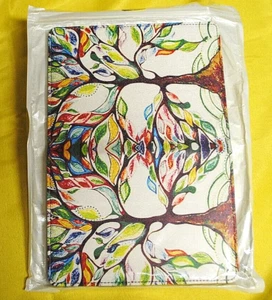 Fintie Slimshell Hülle für 6" Kindle Paperwhite 10. Gen - Z - Love Tree Color - NEU - Bild 1 von 3