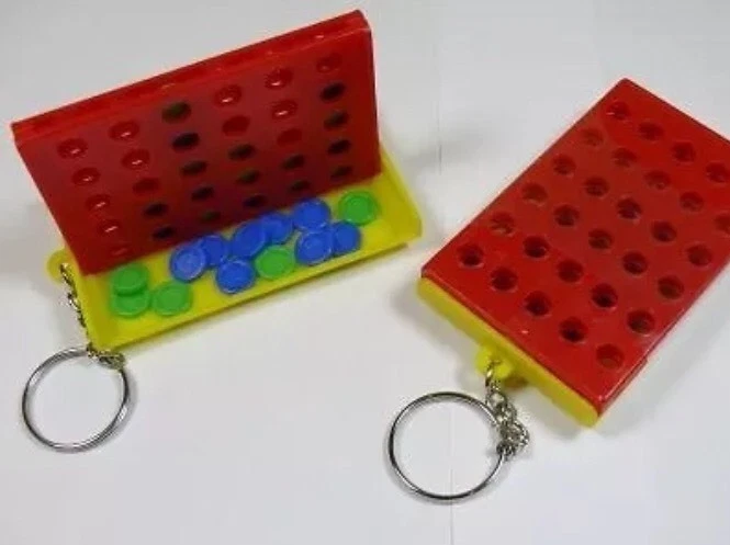 Mini Connect 4 Four Line Up In A Row Board Game Family Keyring Chain Key Ring - Image 1 of 1