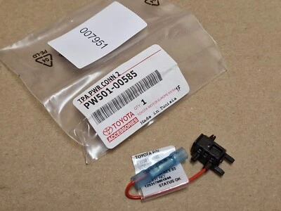 Toyota Auris TPA Rear Sensor Wiring Connector PW50100585 PW501-00585 Genuine - Image 1 of 4