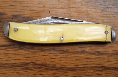 Faca de bolso vintage colonial 3” 2 lâminas ponta com cabo de escalas perolizadas - Imagem 1 de 4