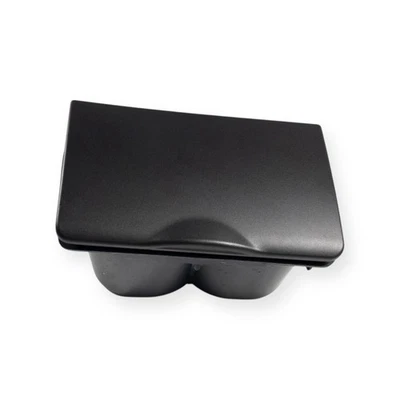 Держатель подстаканника для центральной консоли Toyota Camry 2002-2006 годов выпуска темно-серый от оригинального производителя - Изображение 1 из 4