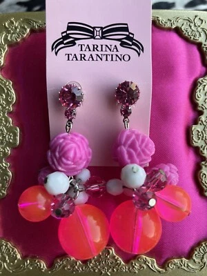 Pendientes Tarina Tarantino Vintage Electro Cameo Rosa Caliente Neón Blanco Rosa Racimo Foto 1 de 2