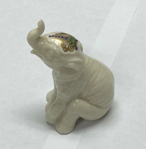 Figura de becerro elefante bebé sentado colección Belén Lenox China Jewels - Imagen 1 de 4