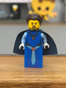 Lego Nexo Knights Queen Halbert, Dark Blue Cape Minifigure - Picture 1 of 1