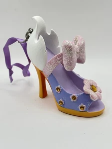 Disney Parks Runway Daisy High Heel Shoe Ornament - Picture 1 of 9