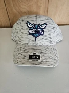 Charlotte Hornets Fan Favorite Gancho Ajustable y Lazo Trasero Sombrero en Gris OSFA - Imagen 1 de 7