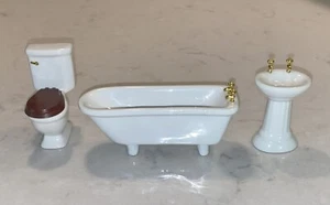 Dollhouse Furniture Bathroom Sink, Bathtub, and Toilet 1:24 - Picture 1 of 7