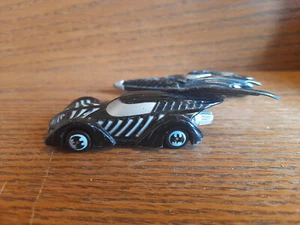 Hasbro 1995 Bat-Mobil (und Bat-Boat) ca 1:60 - Bild 1 von 4