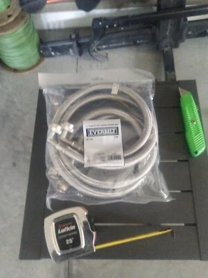 Kit de manguera para lavadora de acero inoxidable Everbilt de 4'. Codo de latón - ENVÍO GRATUITO. Foto 1 de 4