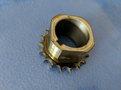 Piñón cigüeñal original lexus is350 Toyota Tundra 2011-2014 13521-31041 gs Foto 1 de 3