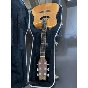 Guitarra Acústica Washburn Corte Extendido Usada de Japón con Estuche Rígido - Imagen 1 de 10