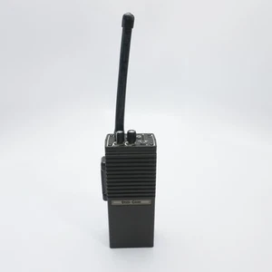 1 radio ricetrasmettitore portatile vintage Regency Land Mobile Inc UC102VHF - Foto 1 di 6
