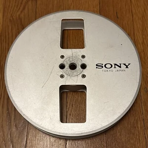 SONY LEERE METALL TONBANDSPULE 8” DURCHMESSER 1” BREIT MADE IN JAPAN - Bild 1 von 7