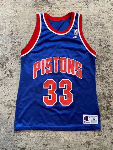 Vintage Champion Grant Hill #33 Detroit Pistons Jersey Mens Size 40 NBA Blue Cover