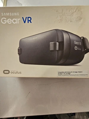 Samsung Gear VR Oculus Virtual Reality Headset Galaxy S7/S7 Edge/Note5/S6 Edge+  - Image 1 of 4