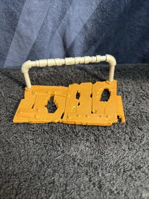 Juego de piezas de repuesto TMNT Secret Lair - base marrón con riel #10B S3-FF Foto 1 de 4