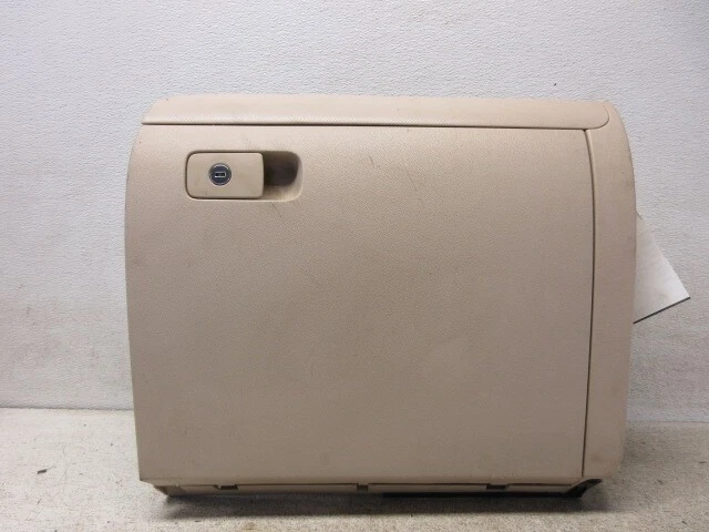 Guantera Volkswagen Jetta 2010-2014 OEM LKQ Foto 1 de 4