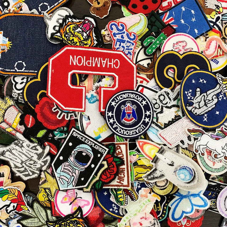 100PCS Lot Letter Random Animal Embroidered Patches Iron on Mixed Clothes Badge - Image 1 of 4