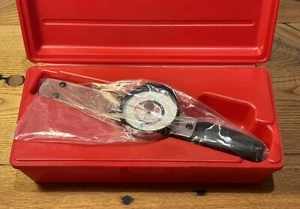 New PROTO 6113J 3/8" DRIVE TORQUE WRENCH , 0-50 FT. LBS. USA w/Case & Paperwork - Picture 1 of 10