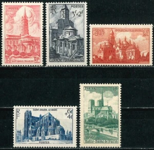 FRANCE REP. FRANCAISE OLD STAMPS 1947 Cathedrals - Mint Hinged - Picture 1 of 2