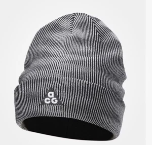 Nike ACG Peak Polyester Strick Beanie Mütze 3M OSFM FJ6297-010 Herren Bündchen Silber - Bild 1 von 5