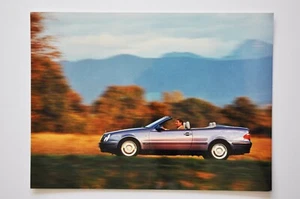 Foto de prensa de coche - Mercedes-Benz CLK Cabriolet 1997 (cabrio) - azul - vista lateral - Imagen 1 de 1