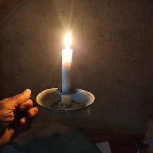 Antiguo candelabro esmaltado xxlprimitive - Imagen 1 de 6