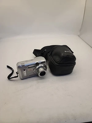 Kodak EasyShare DX6440 4.0MP Digital Camera - Silver With Case - Image 1 of 3