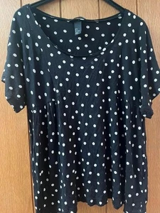 Ladies New Black and White Spotted Polka print Short Sleeve Top - Picture 1 of 8