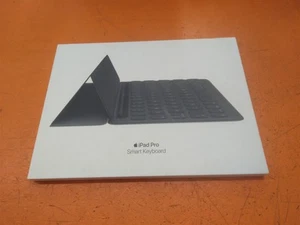 ⭐️⭐️⭐️⭐️⭐️ Apple iPad Pro Smart Keyboard A1829 MPTL2LL/A - Afbeelding 1 van 4