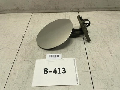 2007 BUICK LUCERNE CXL FUEL TANK FILLER DOOR GOLD MIST METALLIC OEM+ - Изображение 1 из 4