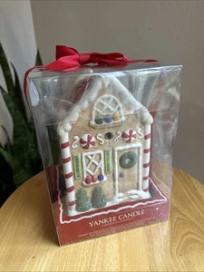 Yankee Candle Christmas Gingerbread House Wax Potpourri Warmer 2008 - Picture 1 of 9