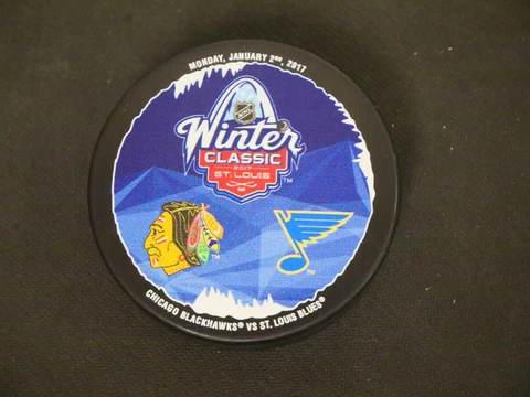 2017 NHL WINTER CLASSIC ST LOUIS DUELING PUCK - BLACKHAWKS VS BLUES Cover