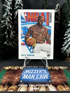 Tarjeta base SkyBox 1991-92 baloncesto Larry Johnson Hornets radiocontrol novato 513 - Imagen 1 de 2