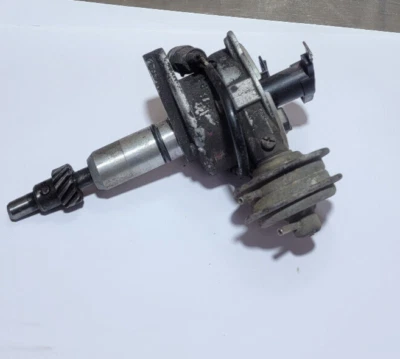 TOYOTA CELICA PICKUP TRUCK 22R DISTRIBUTOR ROTOR IGNITION SPARK CAP ROTOR OEM 2 - Image 1 of 4